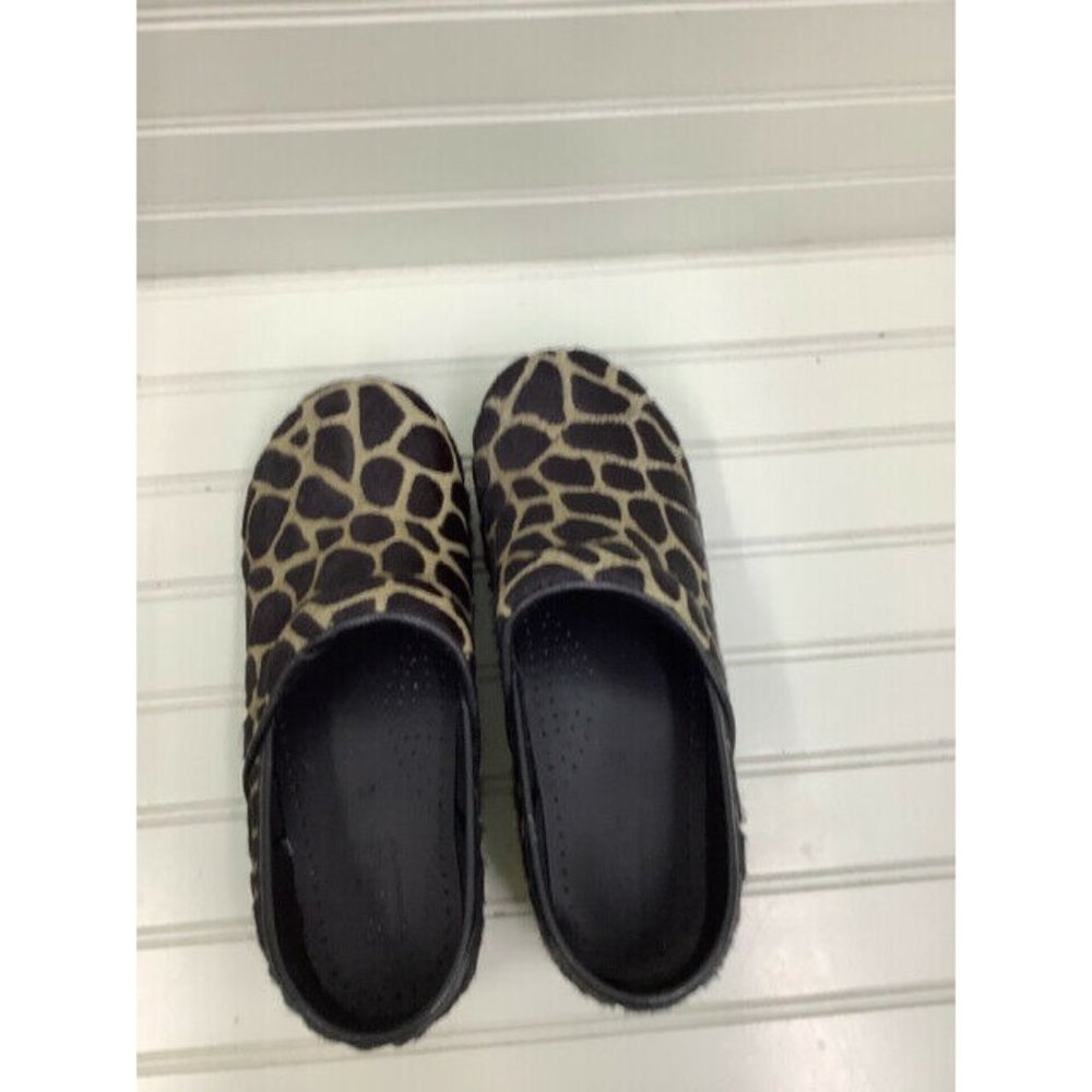 Sanita Clogs Size 40 (9)  Giraffe Safari Print